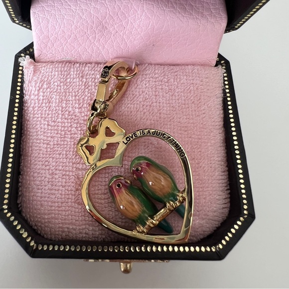 New Juicy Couture Love Birds Retired Charm Pendant Original Box YJRU1618 Rare - Picture 2 of 7